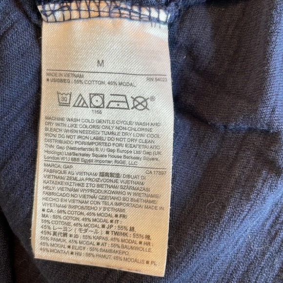 Gap “Indigo” Relaxed Tee, Size M - Picture 3 of 6